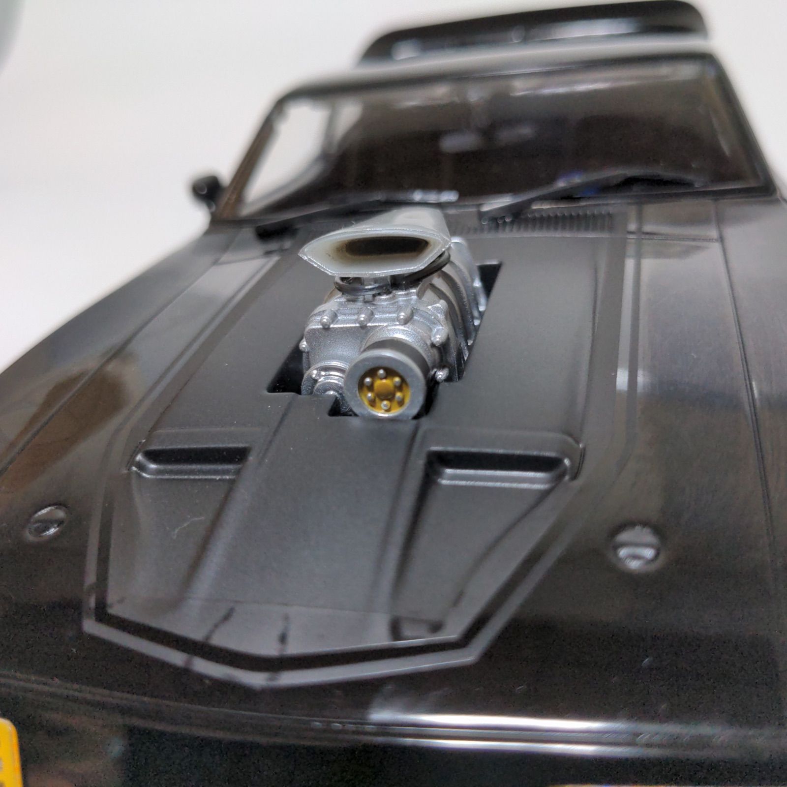 マッドマックス V8 インターセプター 1/18 1973 フォード ファルコン