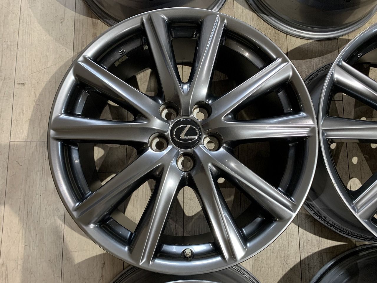 2510014 レクサス GS ホイール 19インチ 8 J 45 9 60 PCD 114 3 5 H