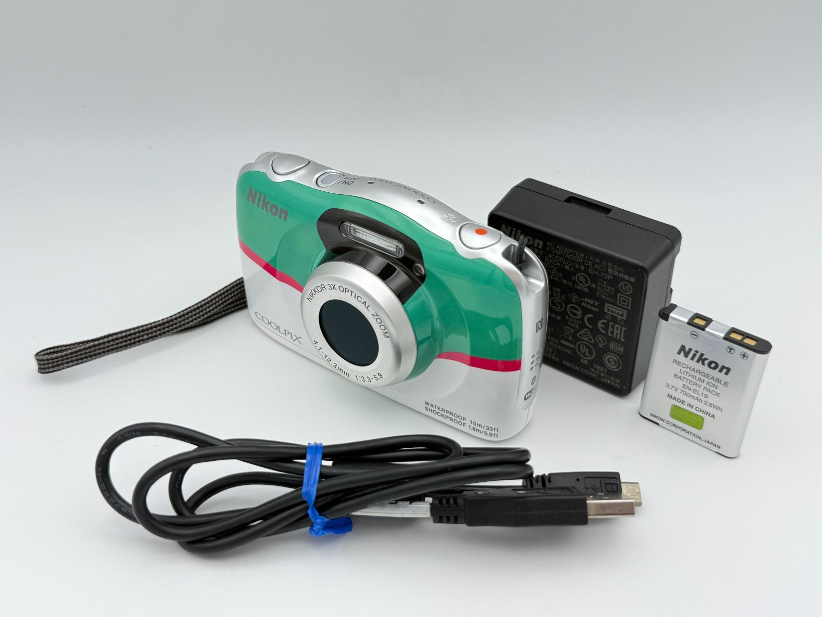 【中古美品】SONY RX100V(DSC-RX100M5A) 中古美品】SONY RX100V(DSC-RX100M5A)