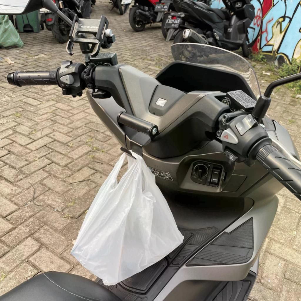 ホンダ HONDA PCX125 PCX160 2025用 センターフック スマホホルダー ホンダ HONDA PCX125 PCX160 2025用 センターフック スマホホルダー
