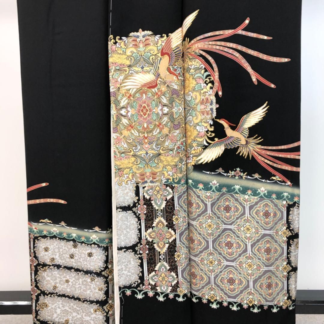  黒留袖 作家物 鳳凰に美しい華柄模様 刺繍 金駒 金彩 K-5503 黒留袖 着物