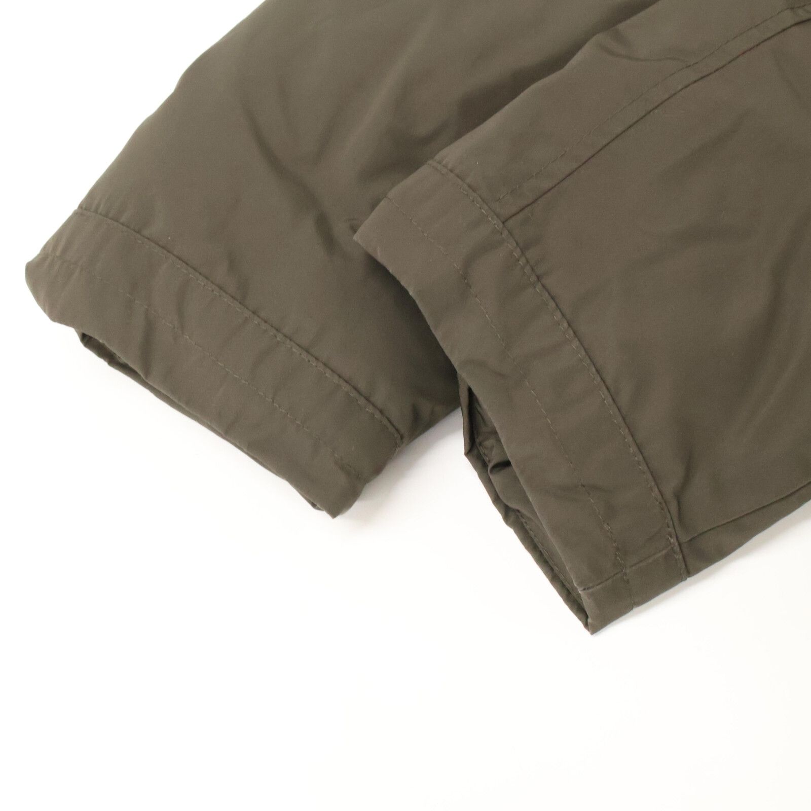 フード付き ダウン