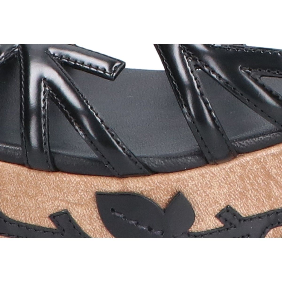 アンクルストラップ プラットフォーム