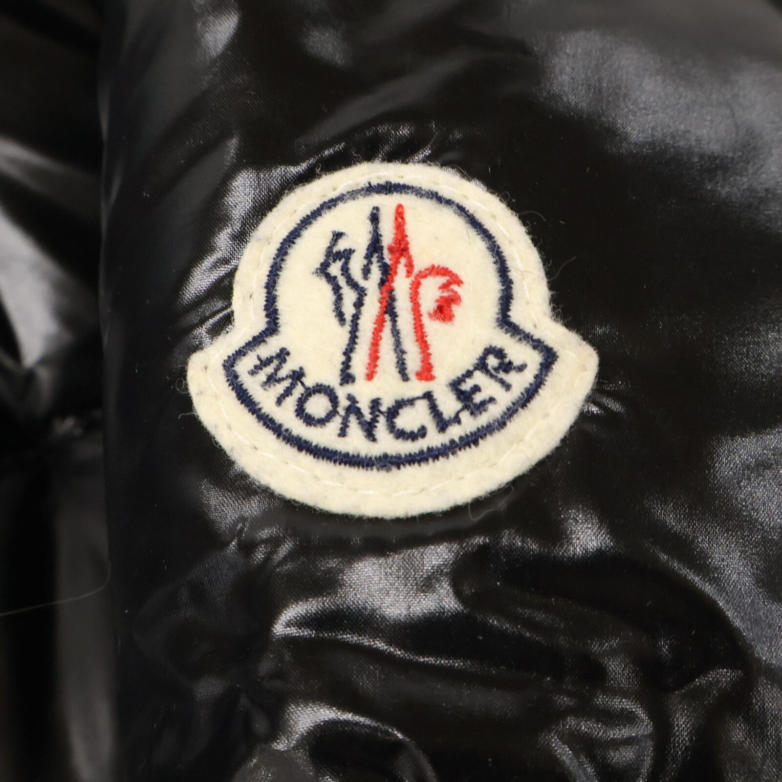 美品【モンクレール】ブルガリ　コヨーテファー　1ブラック 駅南やまご質店オンラインショップ / モンクレール ブルガリ BULGARIE