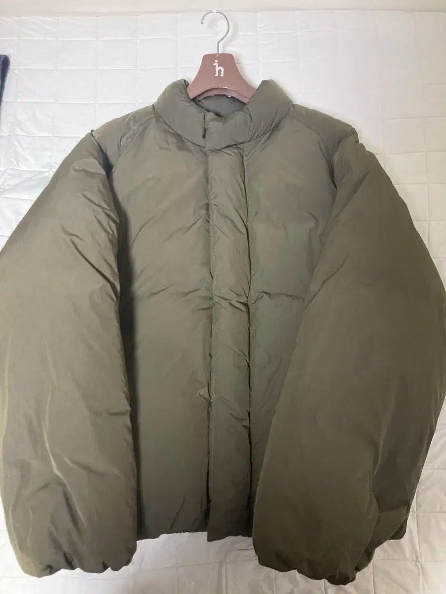 HIS ヘジス グースダウン パファー ダウン カーキ M