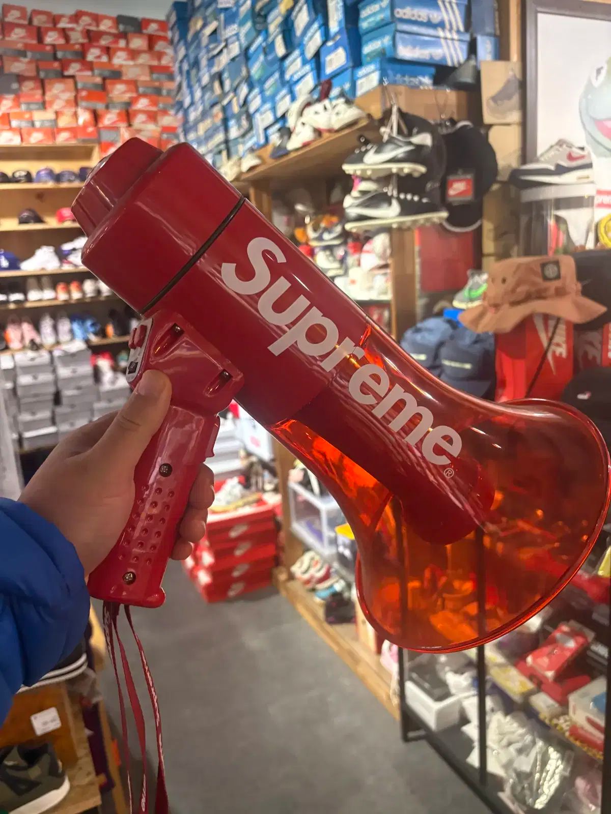 Supreme ファイル ウォーターProof MEGAフォン Red - 21 FW