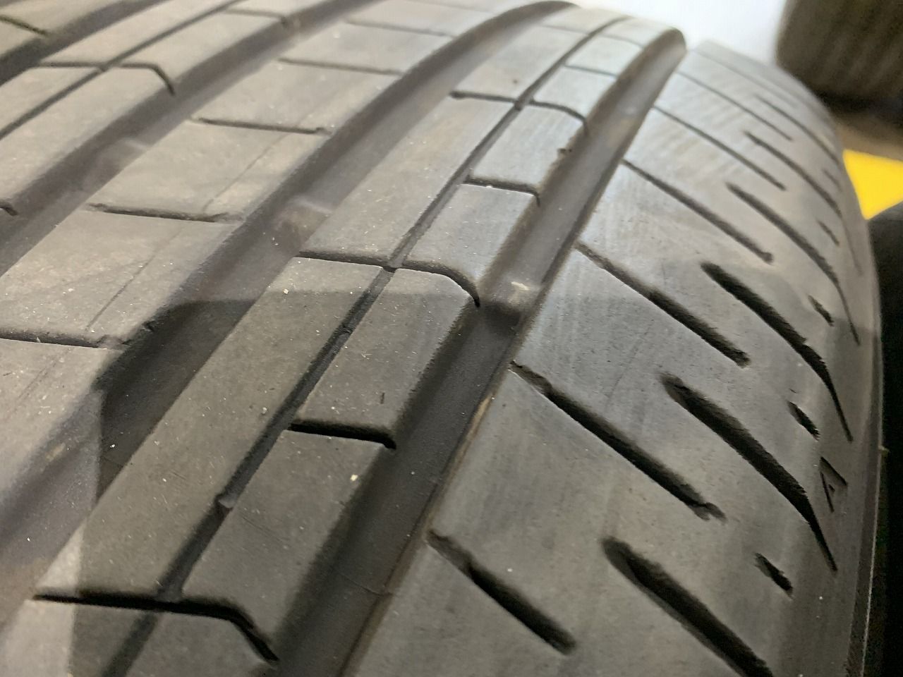  2510016 TOYO PROXES comfort 225 60 R 18 アルファード ヴェルファイア クラウンクロスオーバー ハリアー RAV 4 デリカD 5 レガシィアウトバック エクストレイル エスクード CX レクサス NX 等 18インチ サマータイヤ ノーマルタイヤ