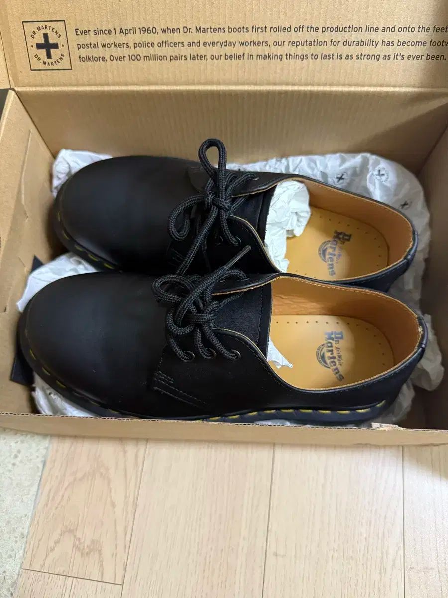 DR MARTENS ドクターマーチン ナッパ 22 5 cm