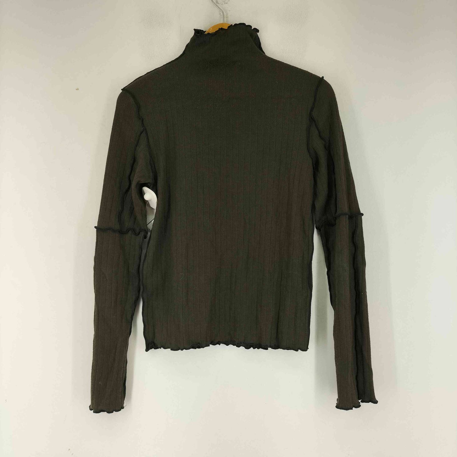 ノットコンベンショナル NOT CONVENTIONAL パイピングデザイン ハイネックトップス レディース