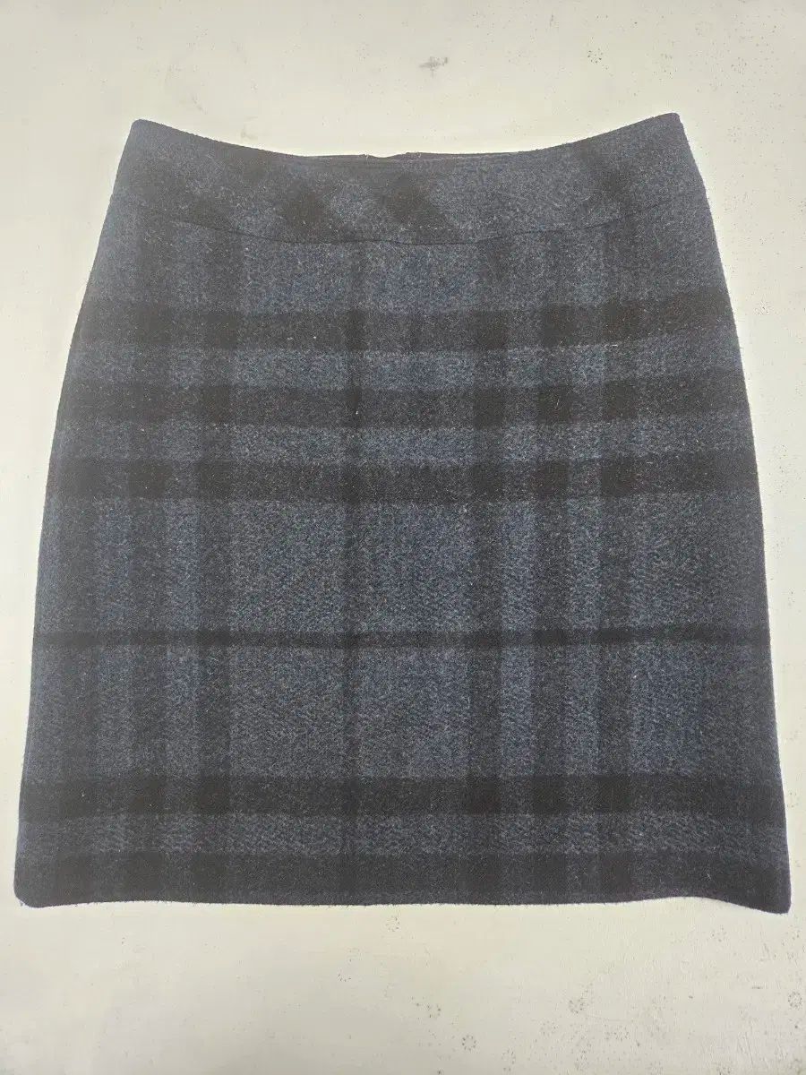 バーバリー チェック パータン ミニ スカート