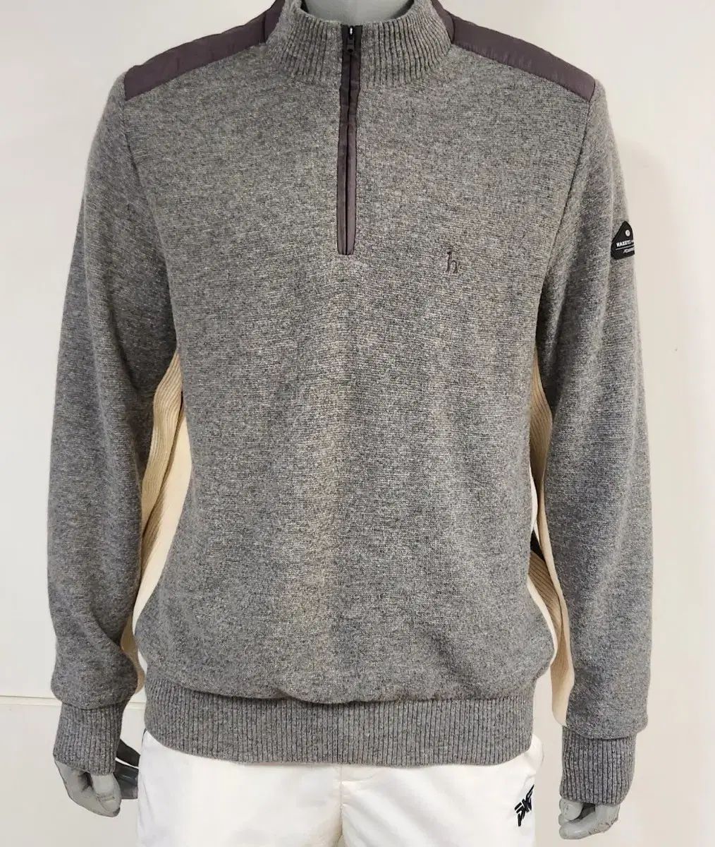 HAZZYS ヘジス ゴルフ ハーフジップ 防風ニット 105