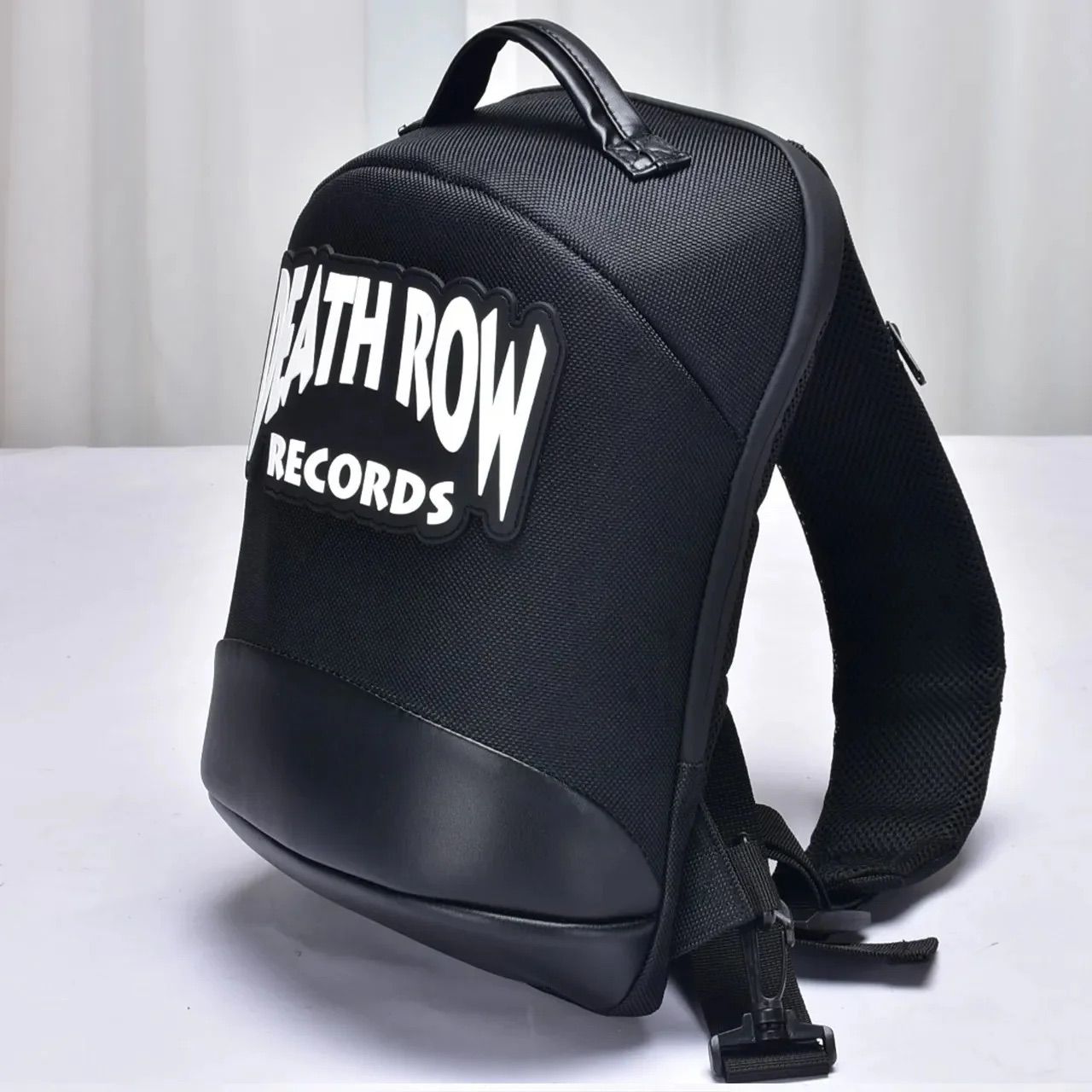 Death Row Records Smell Proof ショルダーバック 【公式通販】