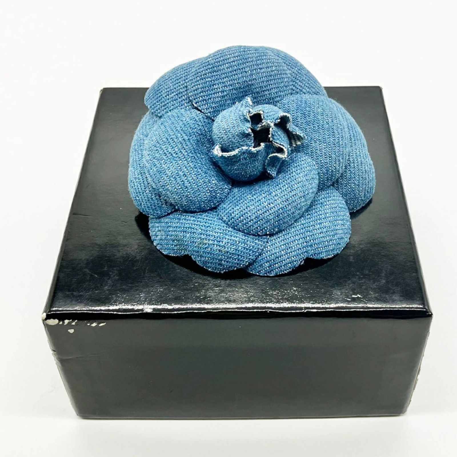 シャネル ブローチ カメリア デニム コサージュ レディース