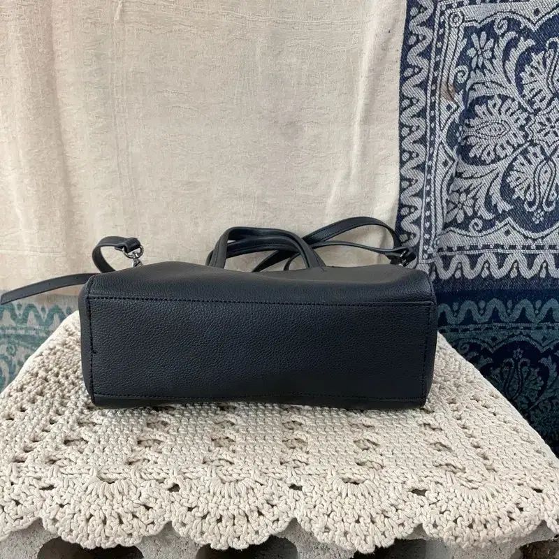 クロスバック サッチェルバッグ