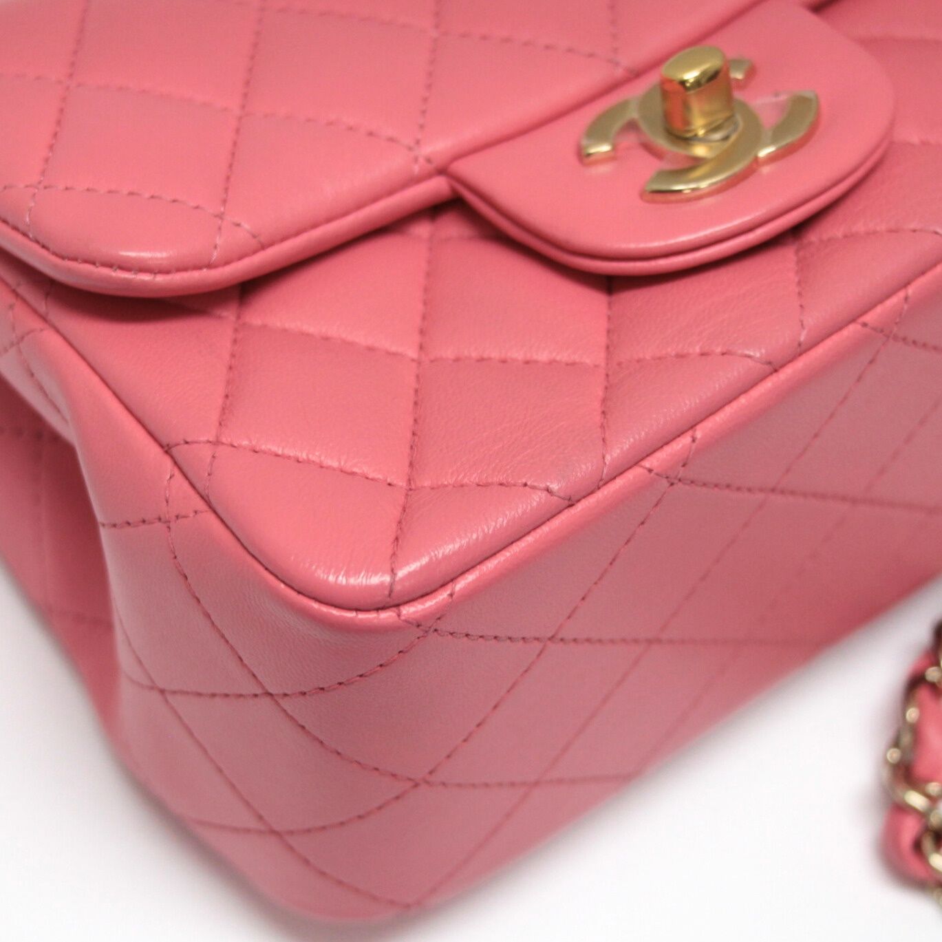 美品 シャネル CHANEL ミニマトラッセ17 チェーンショルダーバッグ