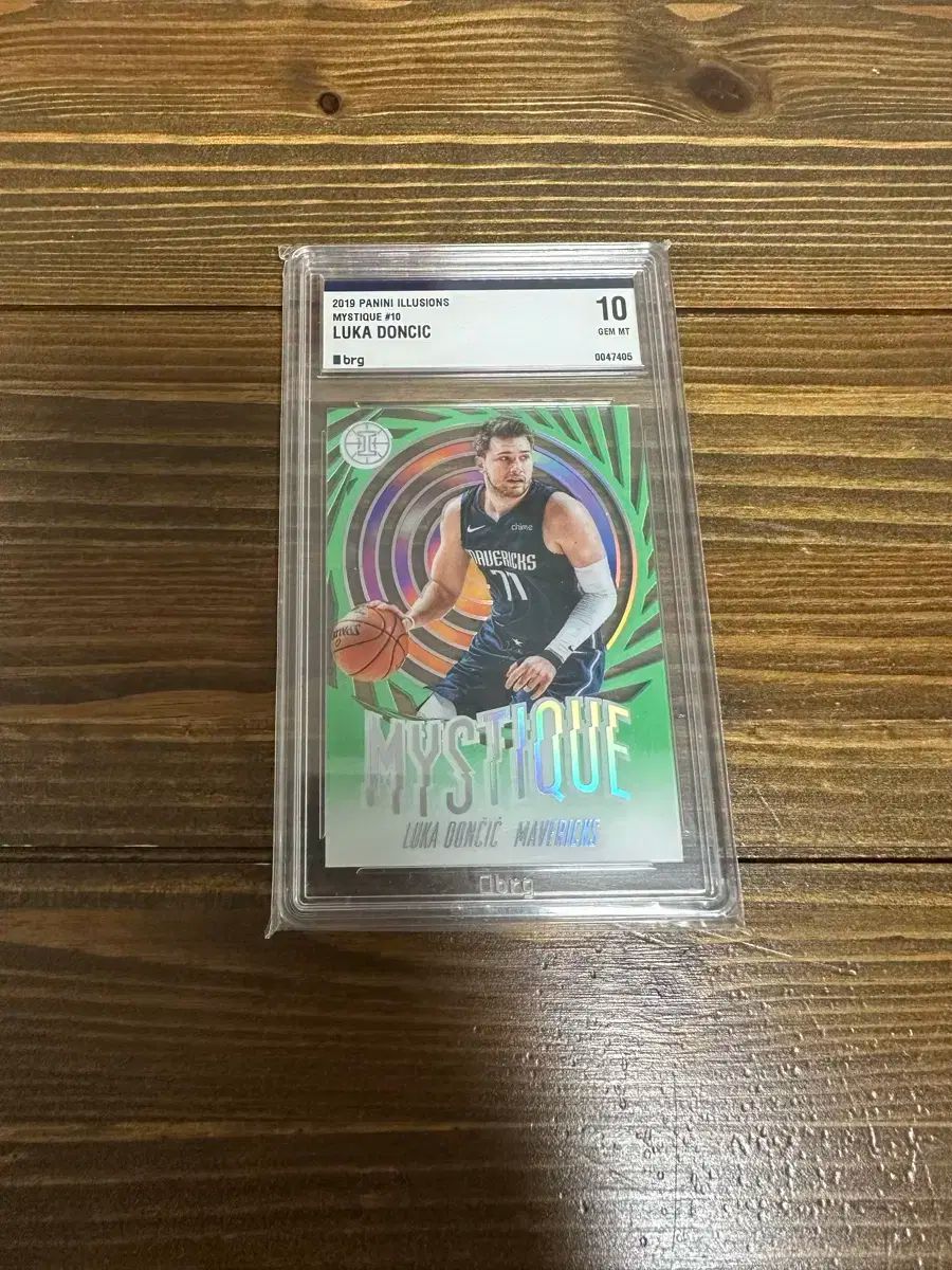 2019-20 Panini パニーニ Illusions ルカ Dončić ミスティック エメラルド brg10