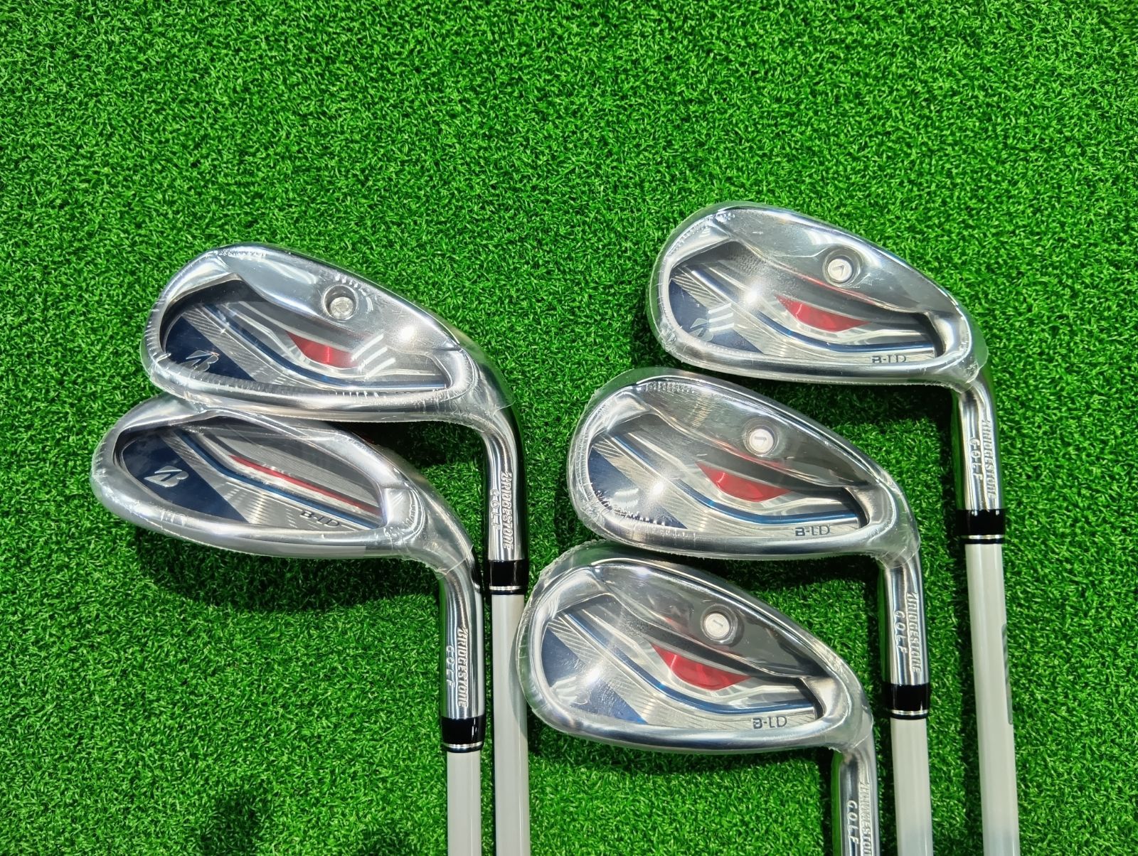 Iset ブリヂストンゴルフ 2025 BｰLD アイアン Aフレックス 5本セット 7 9 PW SW レディース 右用 SPEEDER NX BS 40 LDi シャフト