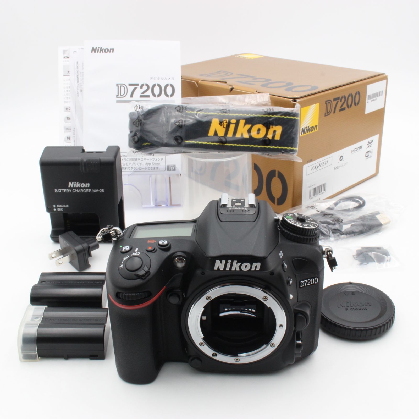 ショット数611 Nikon ニコン D7200 ボディ デジタル 一眼レフ カメラ バッテリー劣化なし1コ 元 属品付き 91014