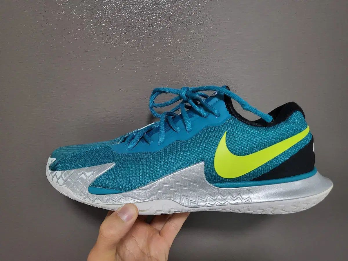 ナイキ ズーム ベイパー ケージ4 テニスシューズ