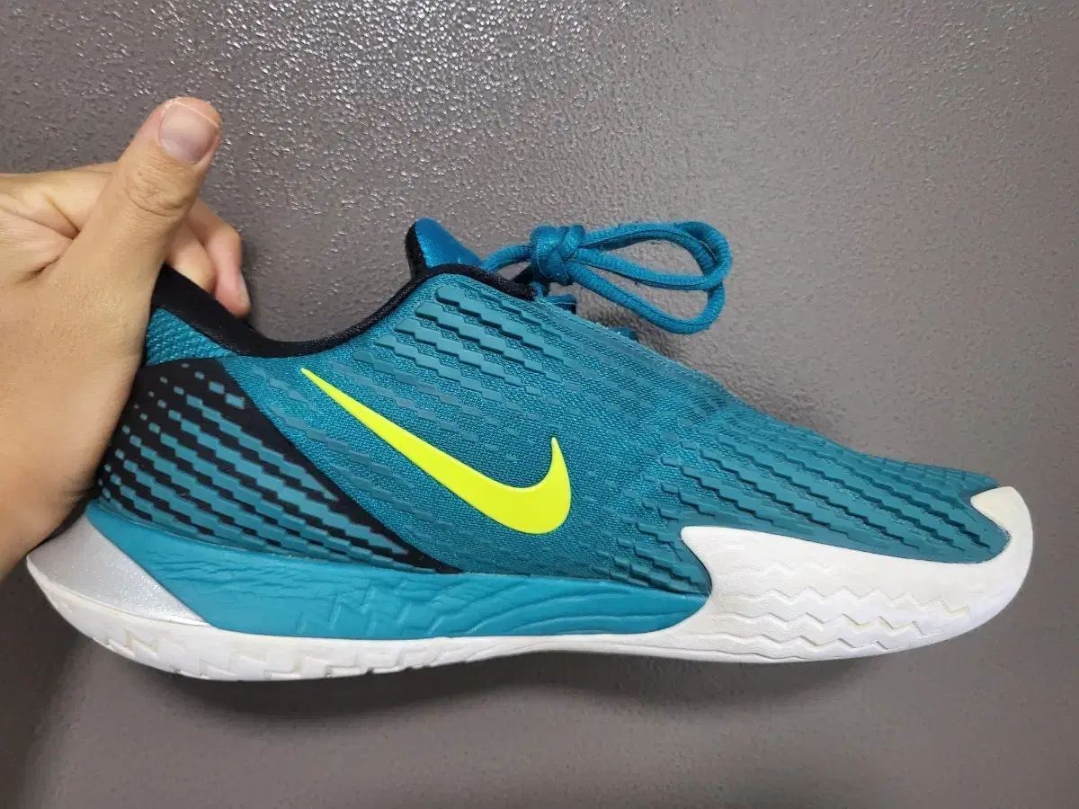 ナイキ ズーム ベイパー ケージ4 テニスシューズ