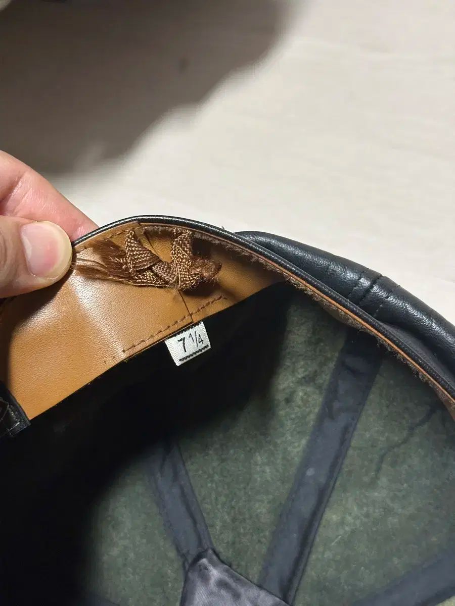 アットラスト ホースハイド