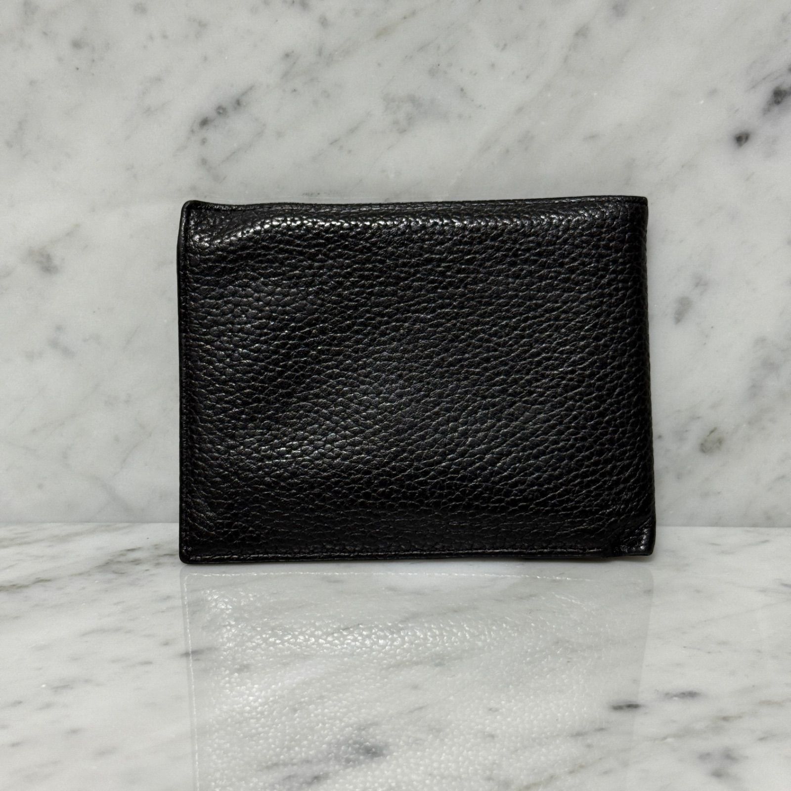 【AIGNER】黒 レザー 二つ折り財布 AIGNER】黒 レザー 二つ折り財布