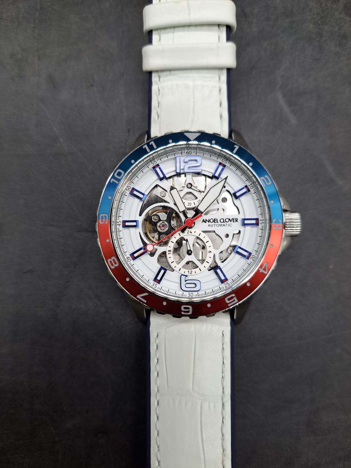 メ129 ANGEL CLOVER 腕時計