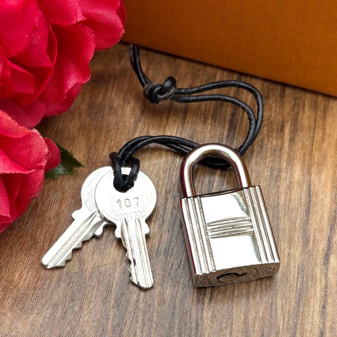 ⛄ ⛄エルメス カデナ パドロック南京錠 鍵 no.107 シルバー 584