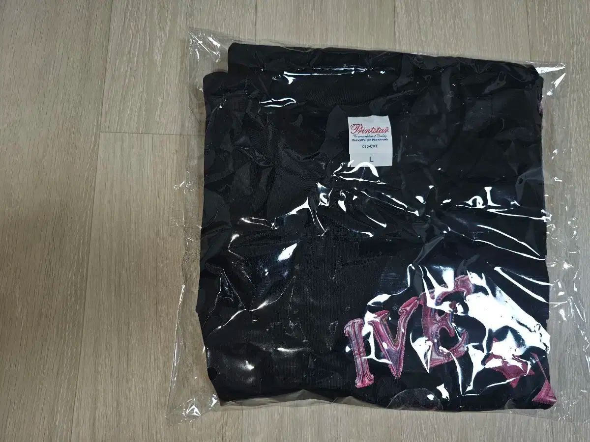 IVE アイヴ ファンミーティング Tシャツ