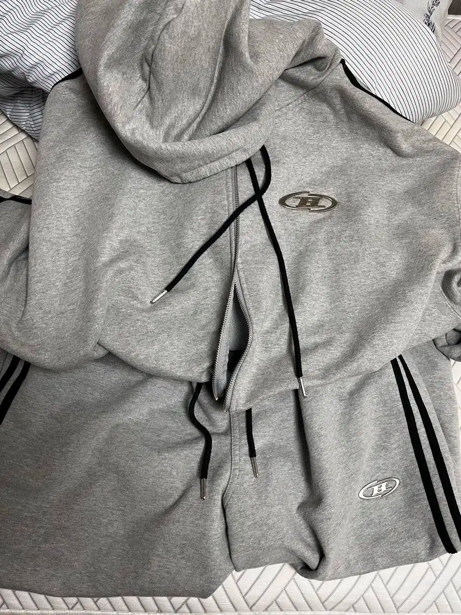 BORN TO WIN セットアップ 2サイズ まとめ 画像参考