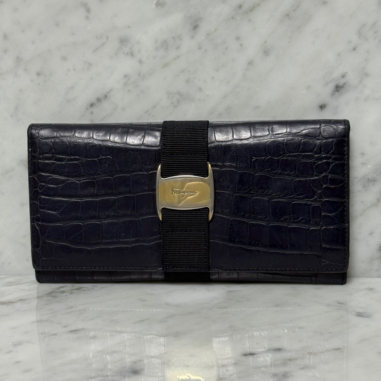 salvatore ferragamo サルヴァトーレフェラガモ 長財布 本革 レザー 