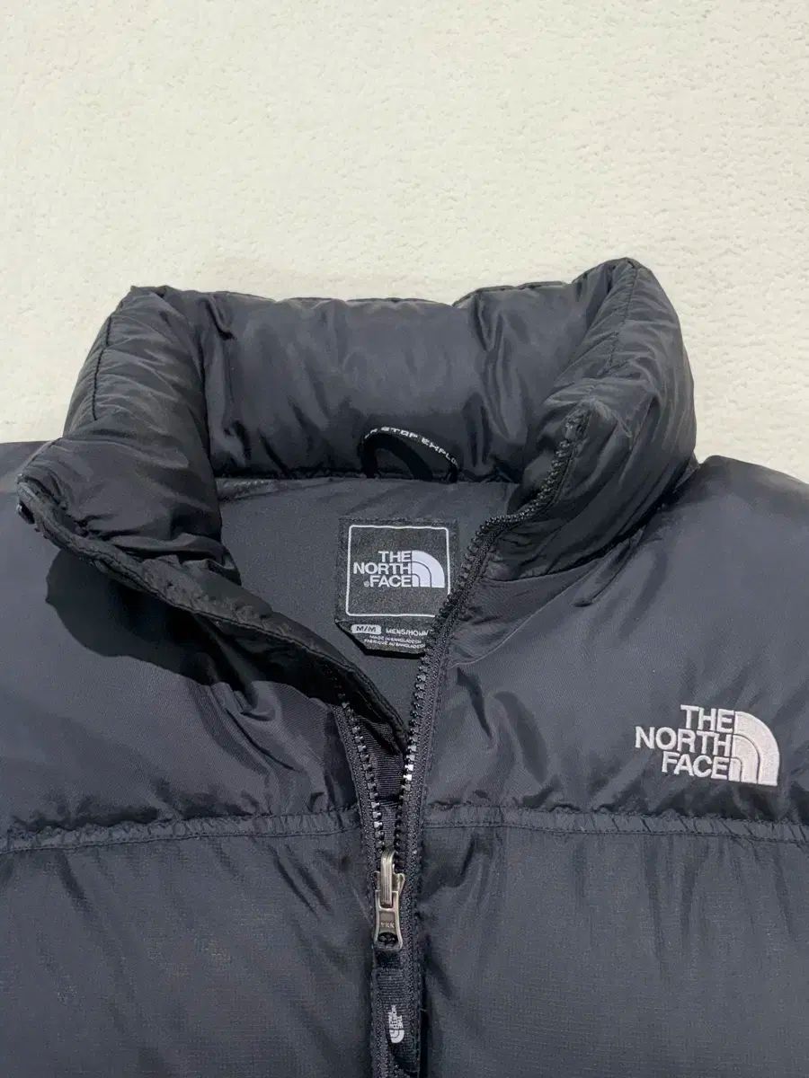 THE NORTH FACE ザノースフェイス 700 ヌプシ 海外モデル マット ブラック 100-105