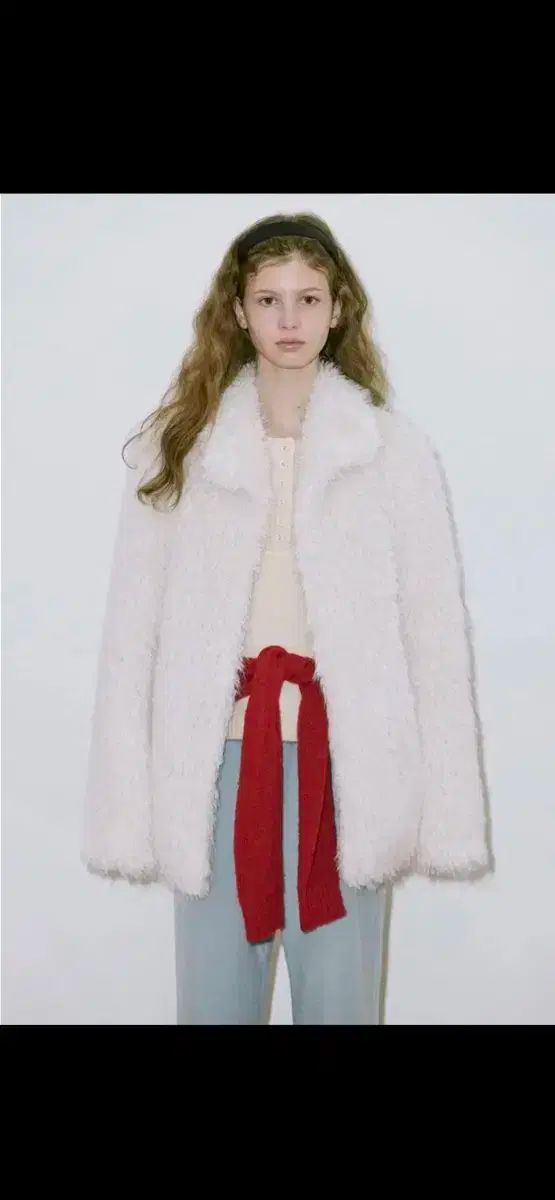 シヌーン ファージャケット クリーム