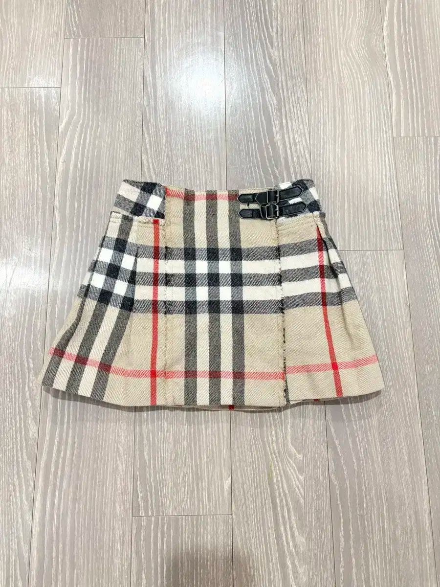 バーバリー キッズ ノヴァチェック ラップ スカート 6 Y