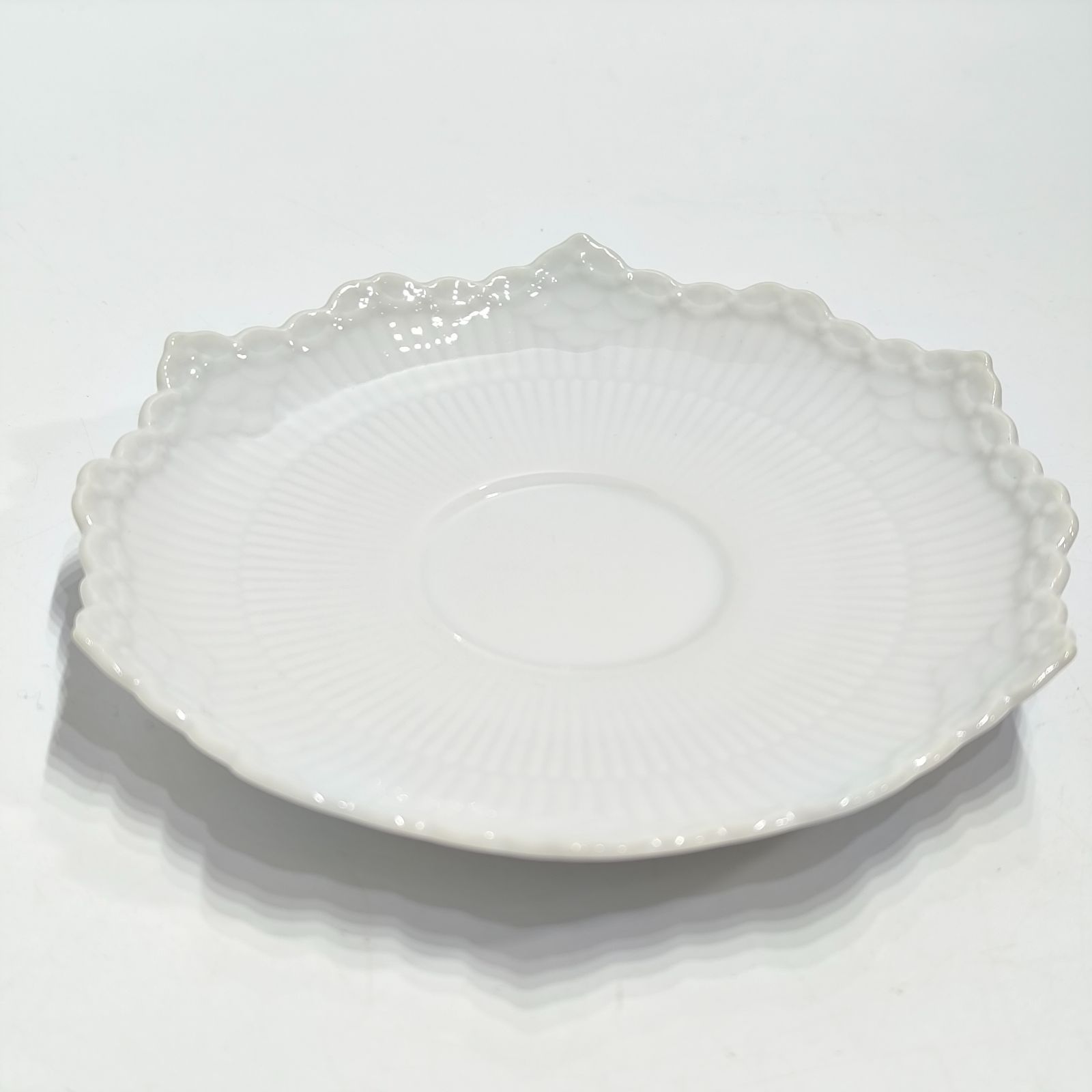 ホワイトフルーテッド フルレース