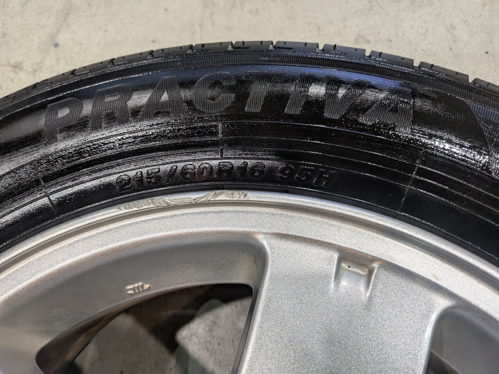  ⑯ デリカ 16インチアルミホイール 16インチ タイヤ ホイールセット