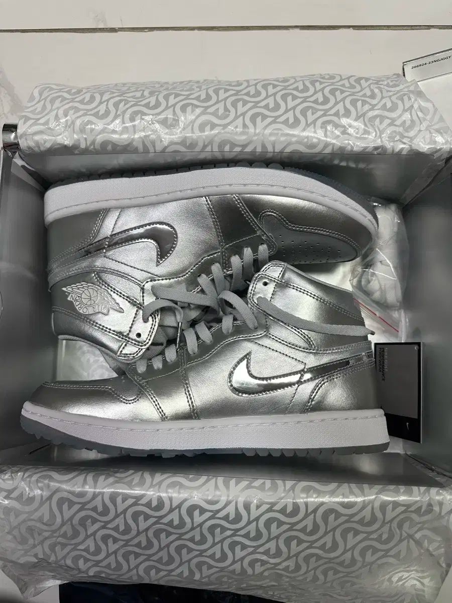 ナイキ エアジョーダン 1 ゴルフ シルバー