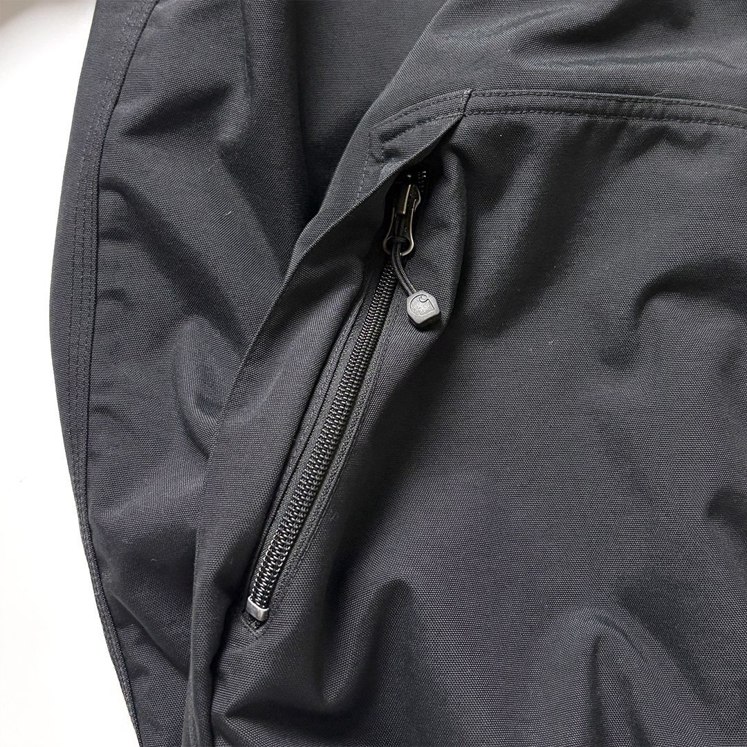 Carhartt カーハート ナイロンジャケット L ブラック 黒 ドローコード