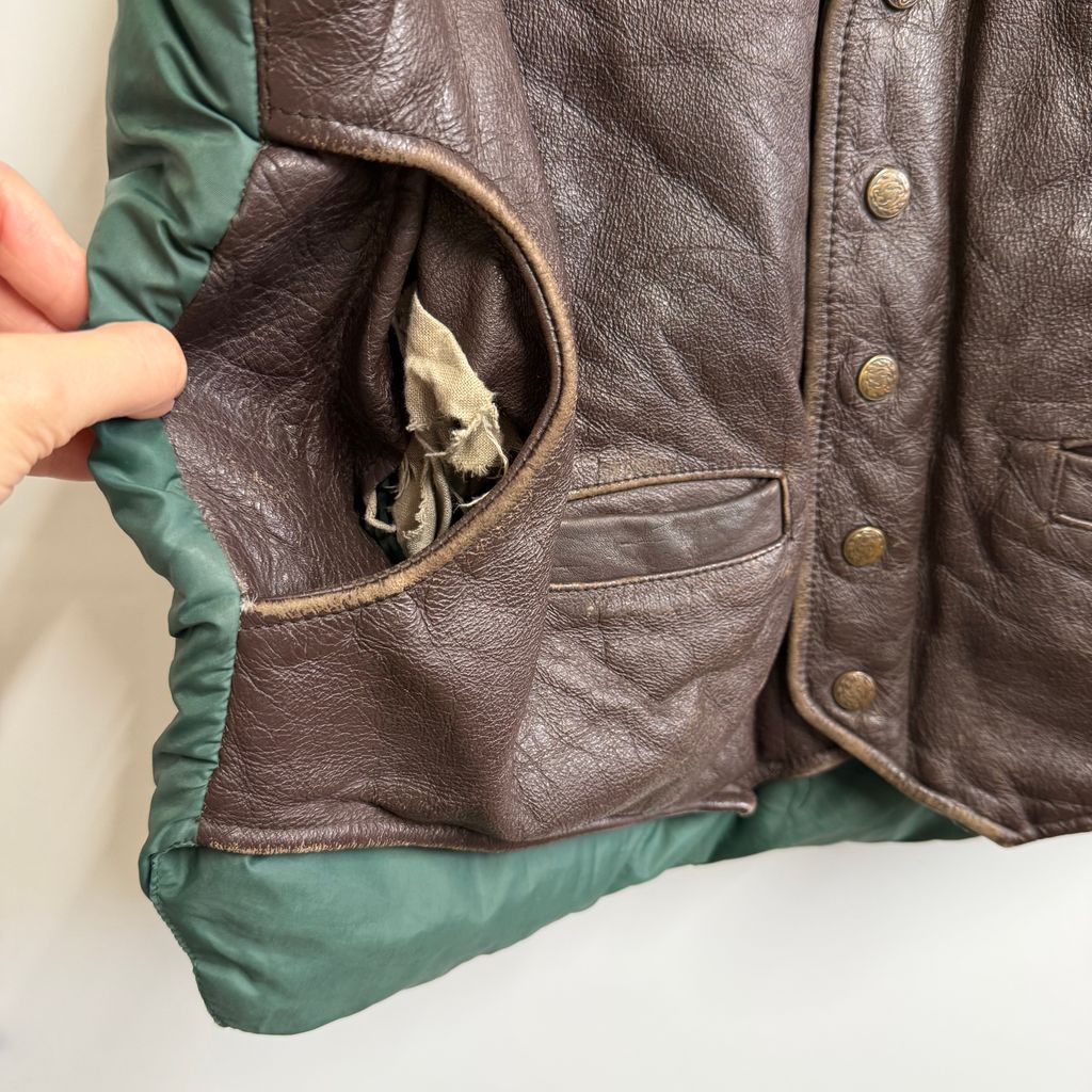 ダウンベスト 切り替えデザイン