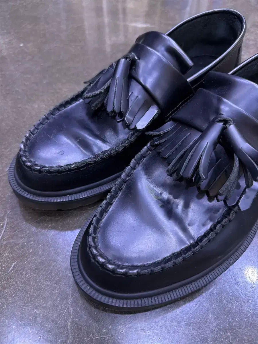 ドクターマーチン エイドリアン