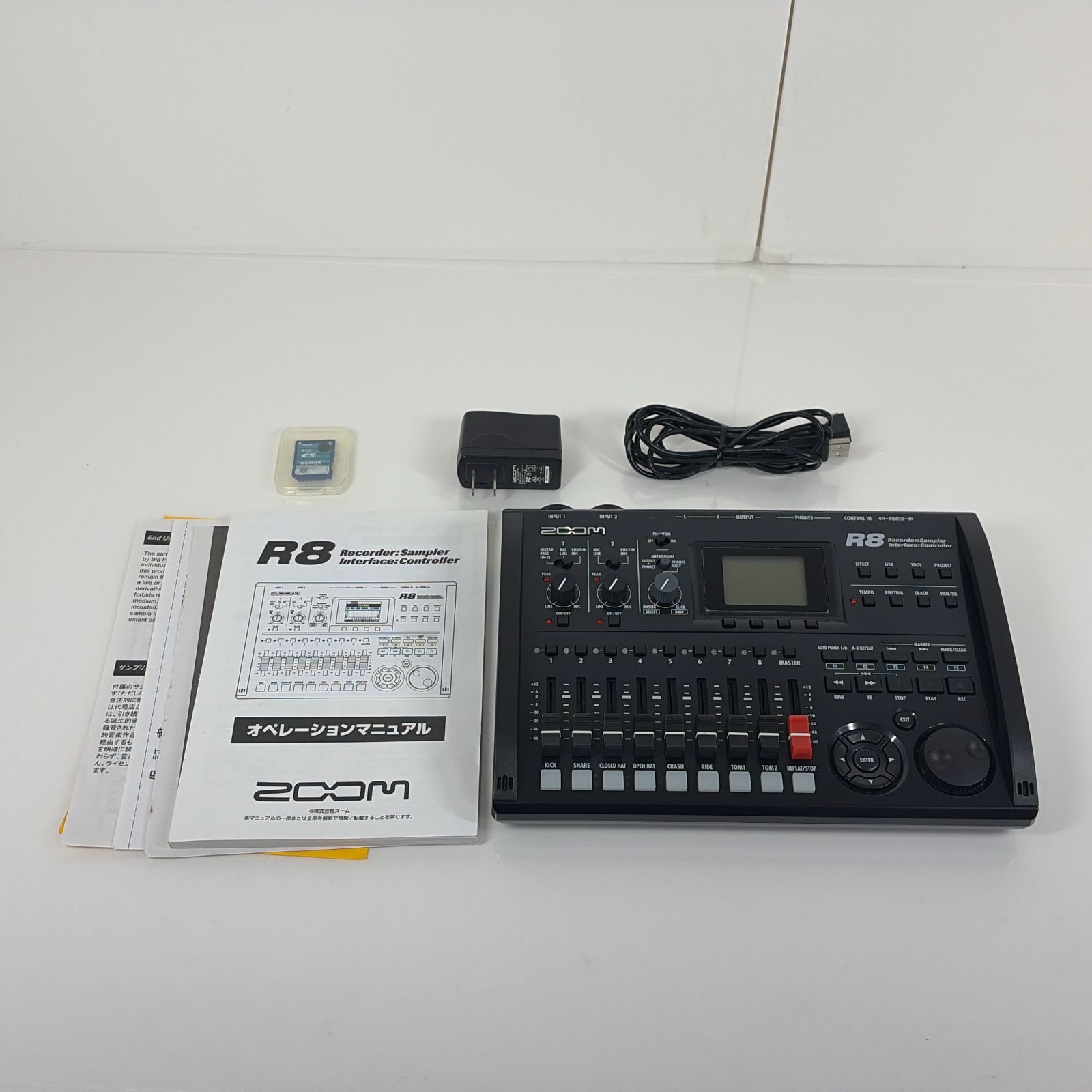 中古・美品】Zoom R8 マルチトラックレコーダー - メルカリ