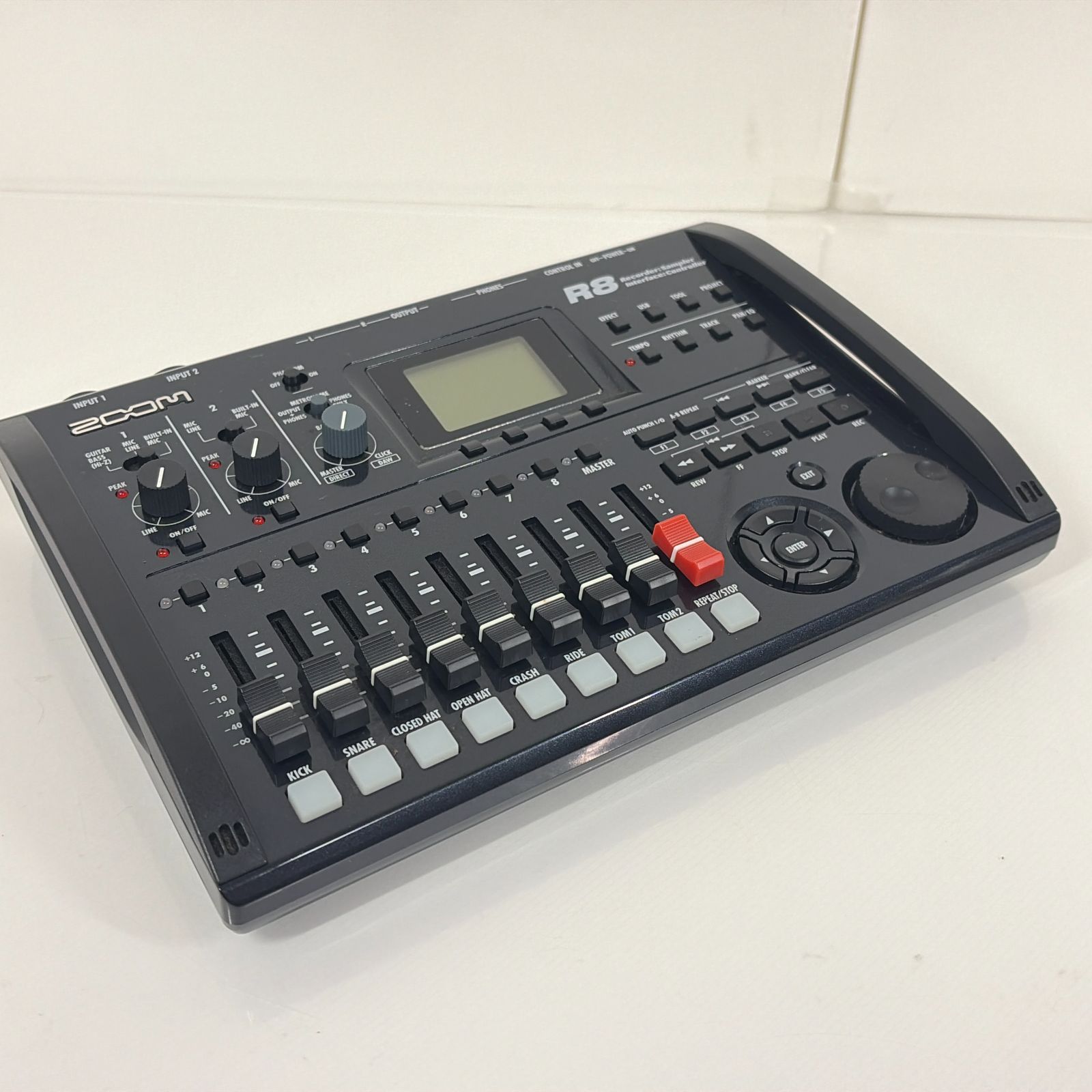 中古・美品】Zoom R8 マルチトラックレコーダー - メルカリ