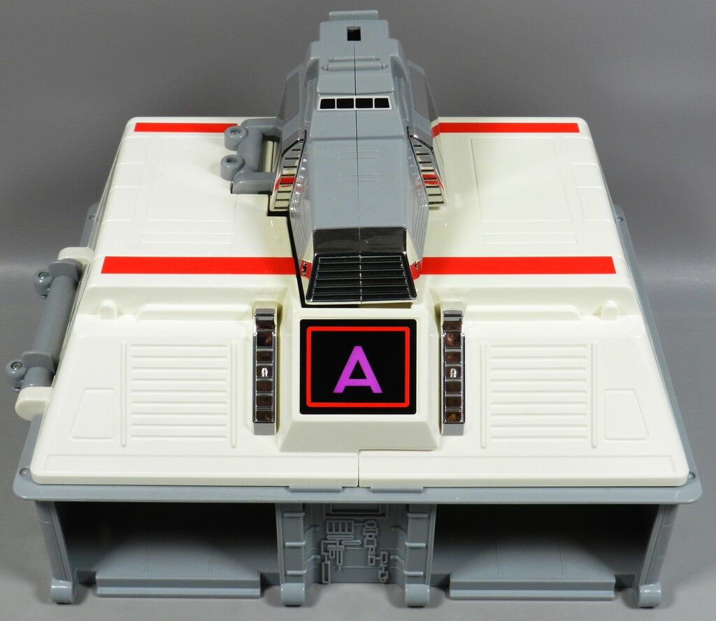 バンダイ スーパープラデラ ビーファイターカブト ビートルベース