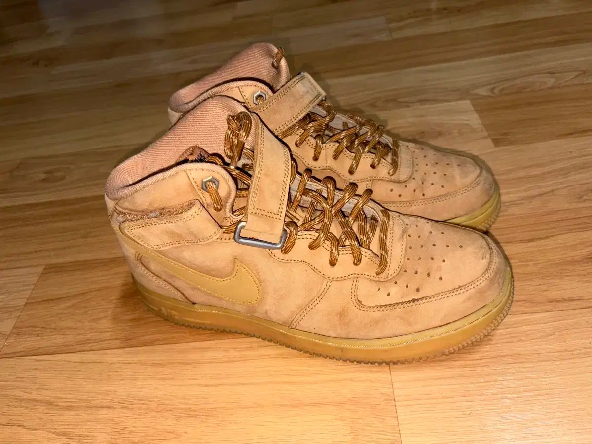 ナイキ エア フォース 1 ブラウン ミッド 265