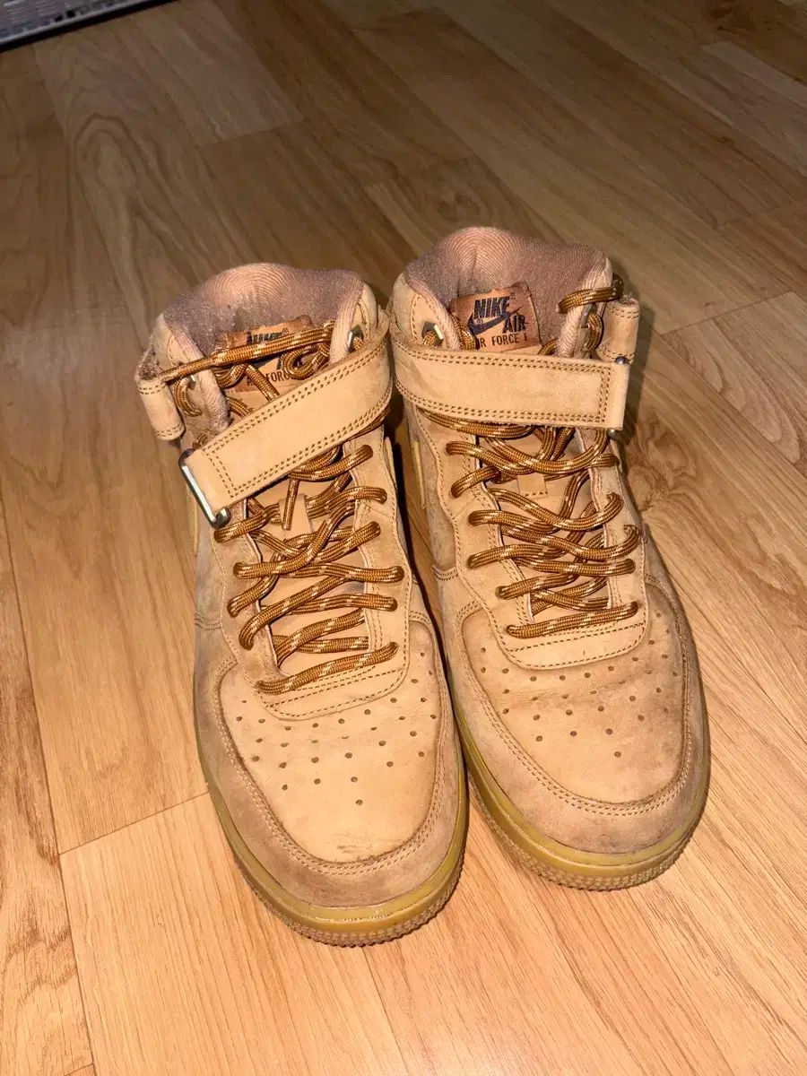 ナイキ エア フォース 1 ブラウン ミッド 265