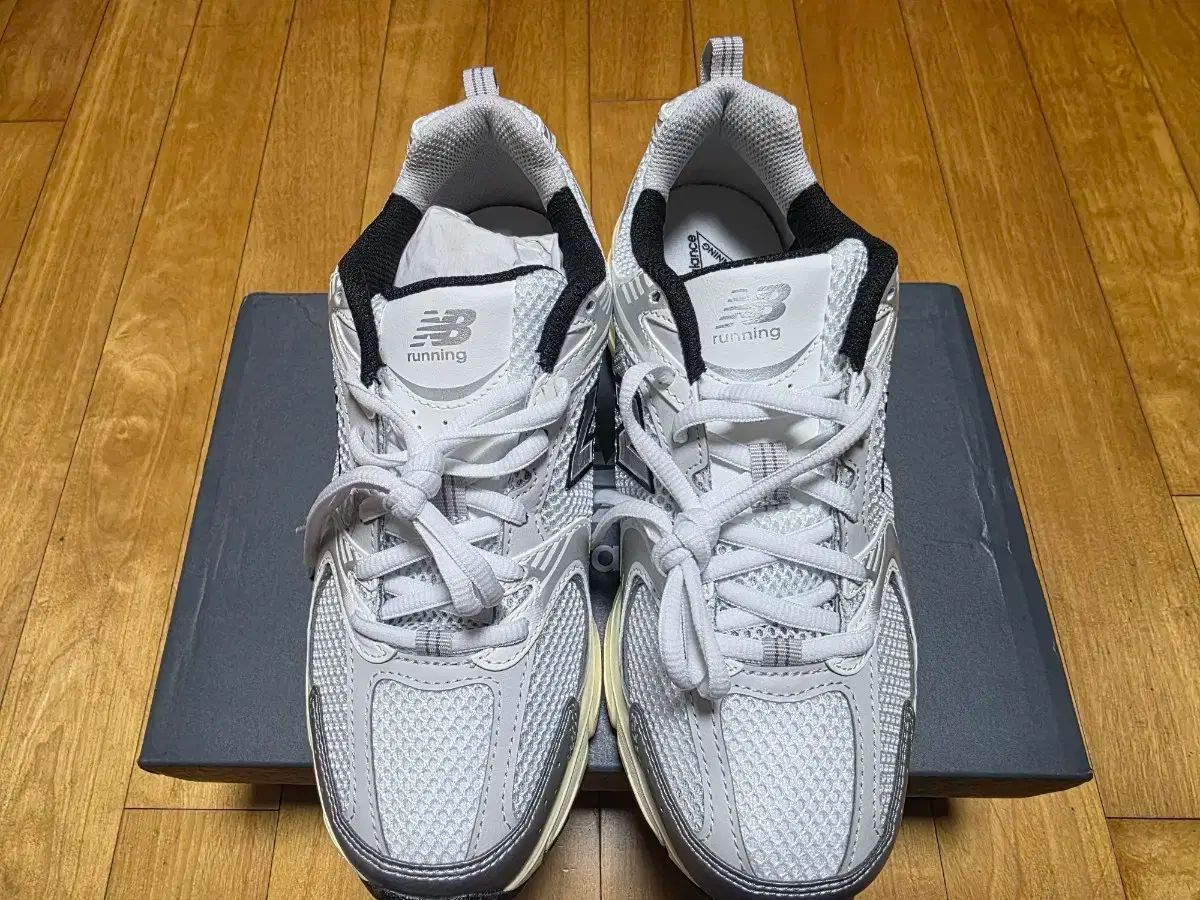 Balance ニュー ンス ユニセックス 530 シルバー クリーム MR TA