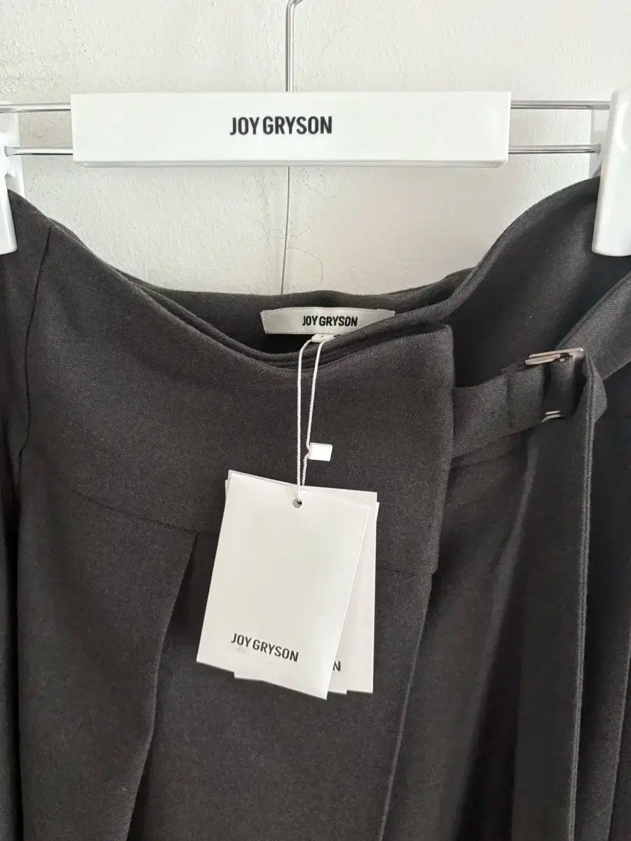 ミディ スカート