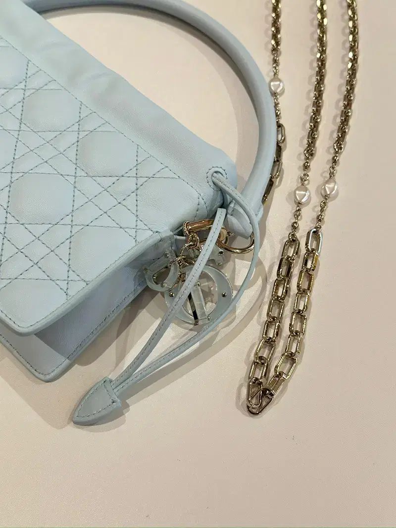 【格安通販】 ディオール ミリ カナージュ ラムスキン ミニ クロスバック S0981ONII 【史上最も激安！】