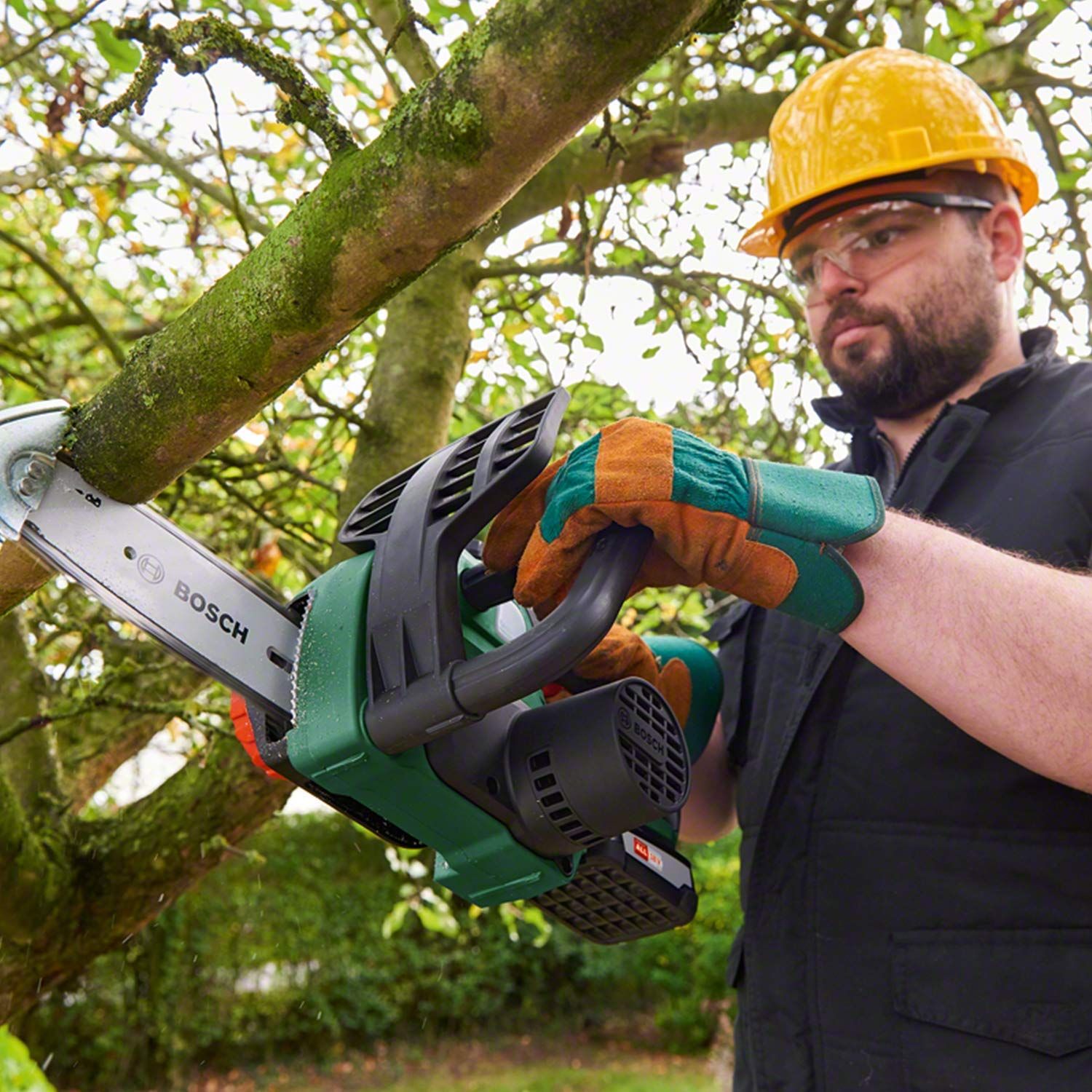 Vコードレスチェーンソー