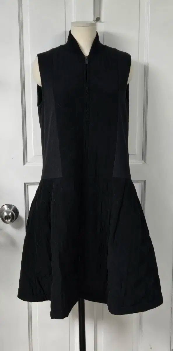 ハンサム オーズセカンド ブラック キルティング フ ベスト ONE PIECE